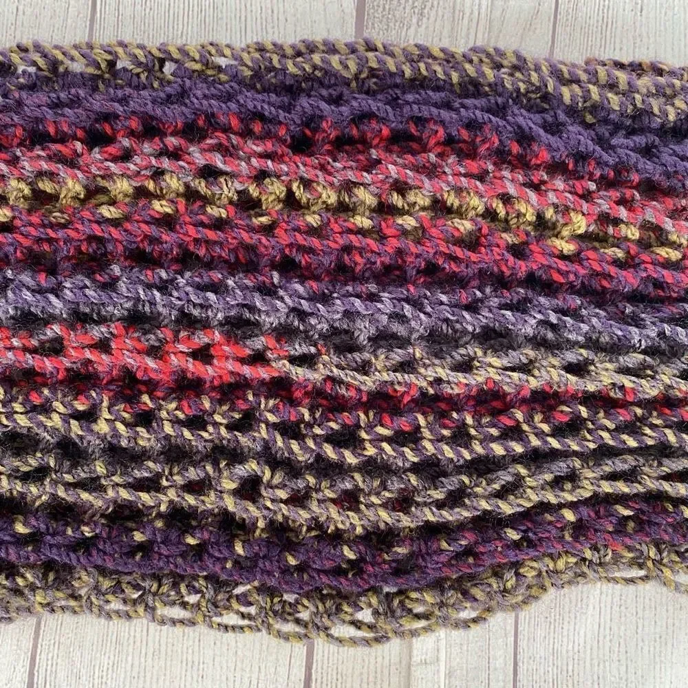 Women’s OS multi color loose knit scarf 87”x8”